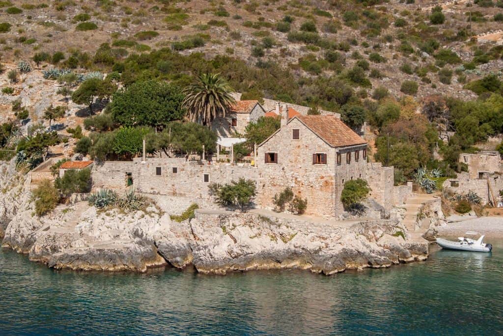 The old stone house on the rocks at Dubovica