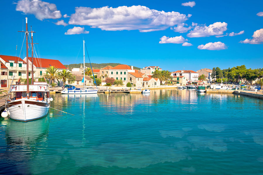 sućuraj otok hvar