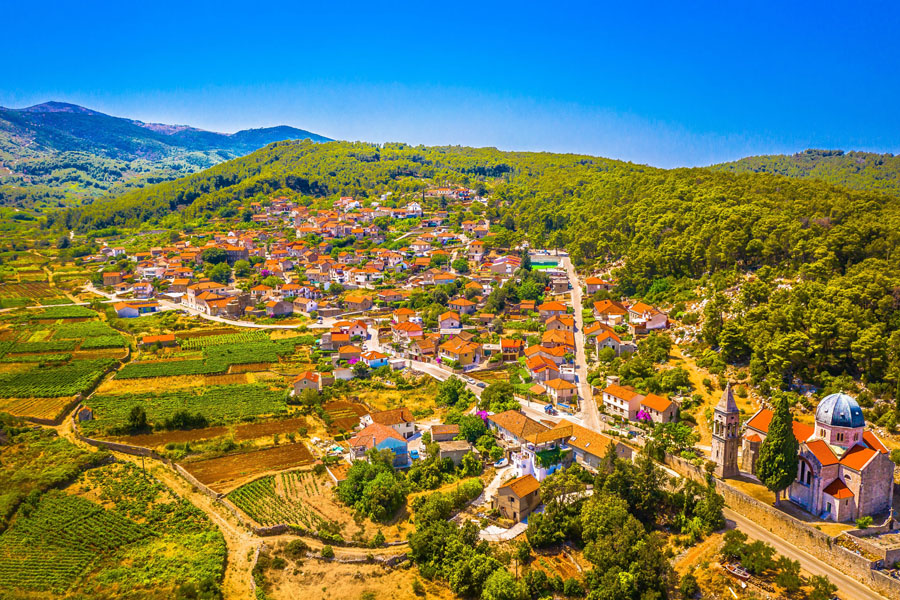 svirće otok hvar