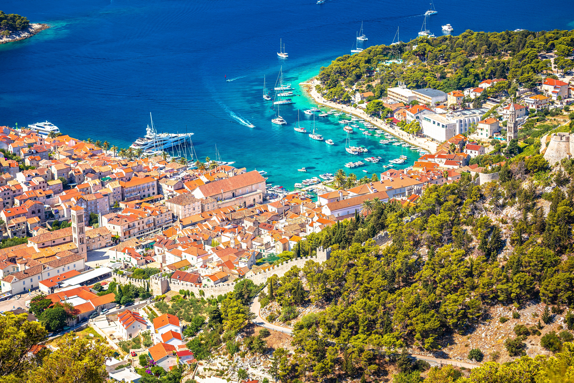 Best time to rent a villa in Hvar