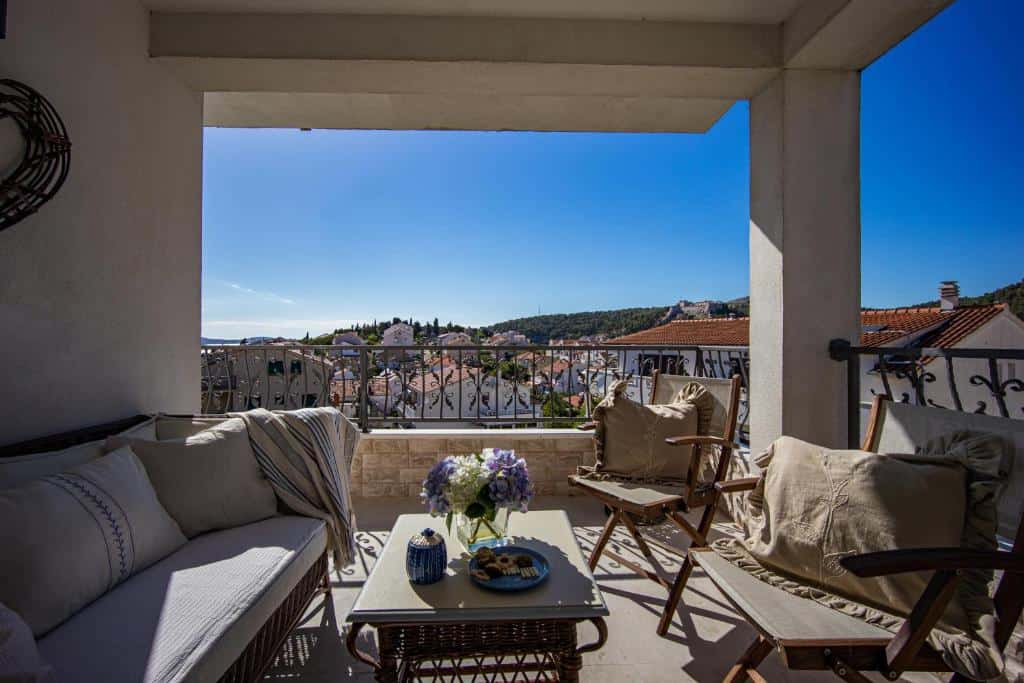 Stunning Seaview Retreat with Terrace Hvar, photo 5