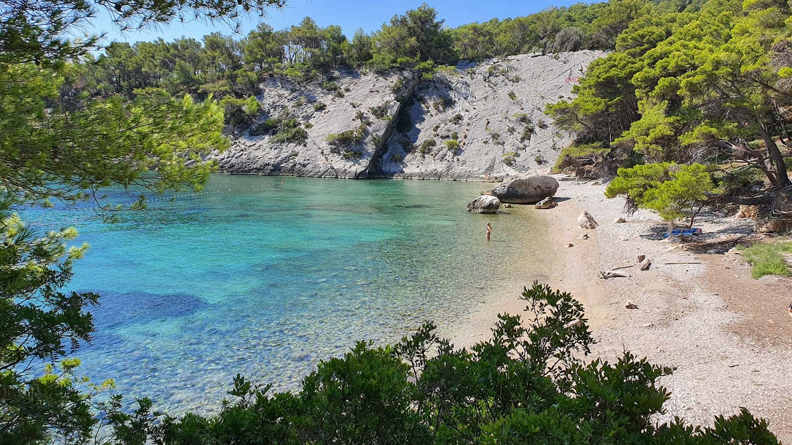 Borče Beach, Hvar