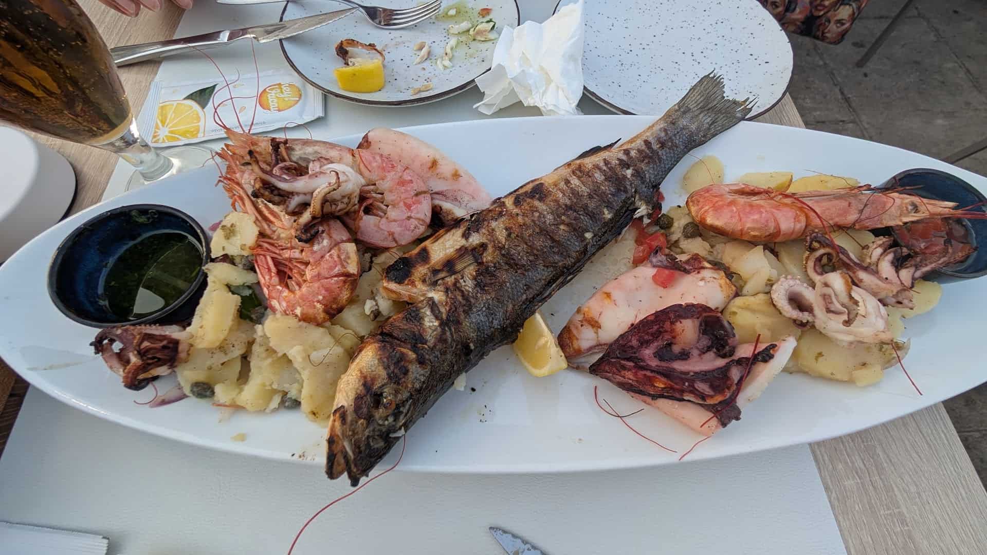 La Bocca, Main square, Hvar photo 3