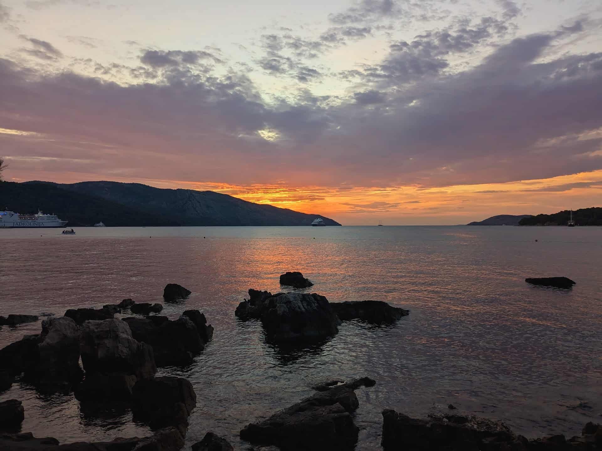 Lanterna beach, Hvar