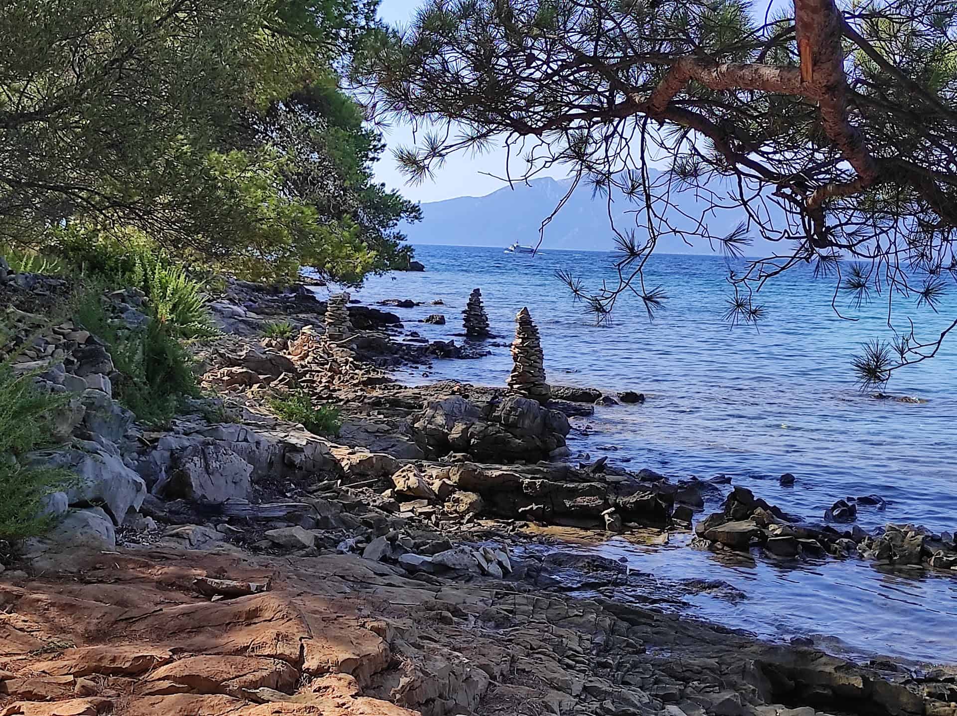 Perna beach, Hvar photo 2