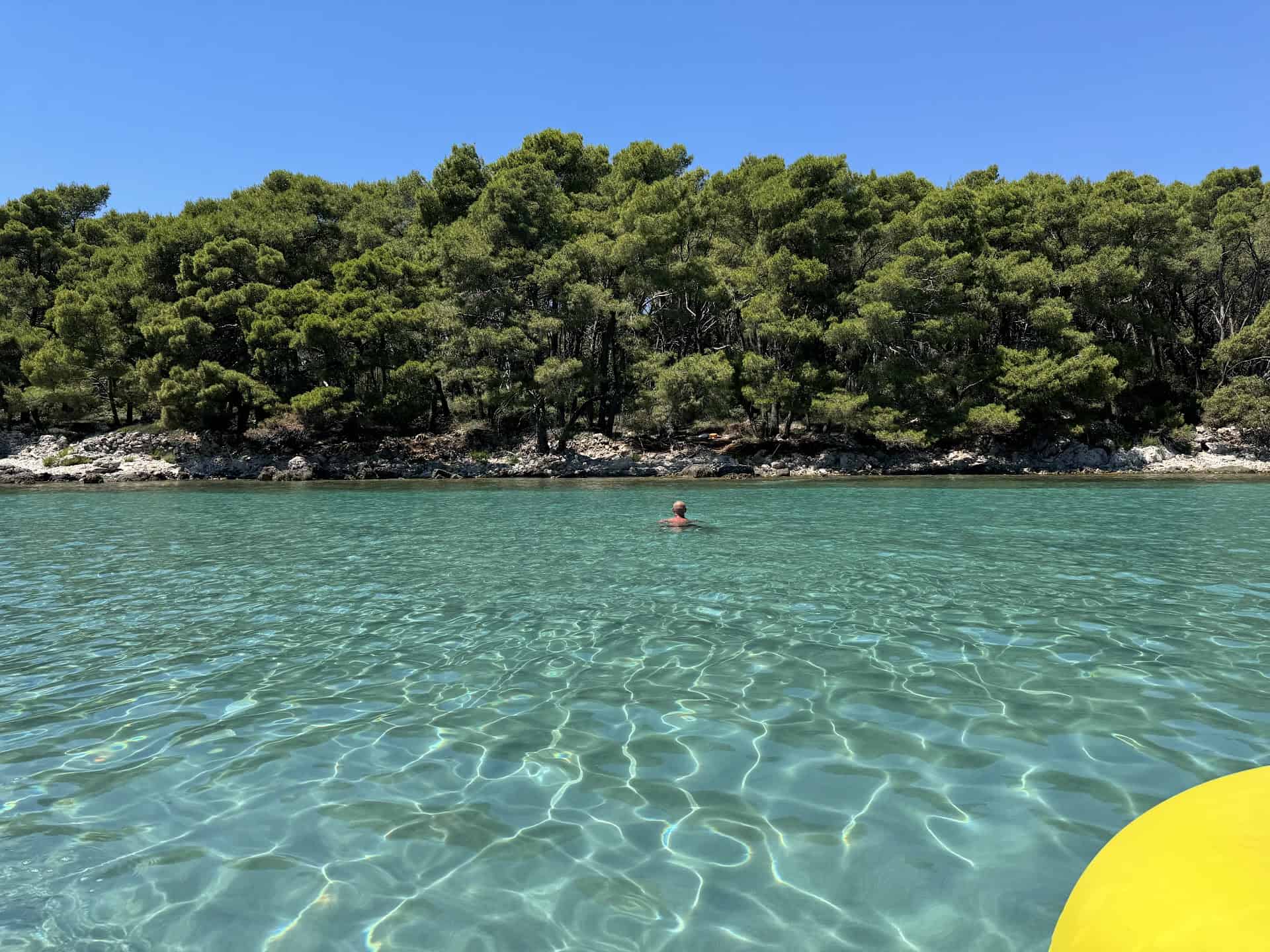 Plaža Perna, Hvar