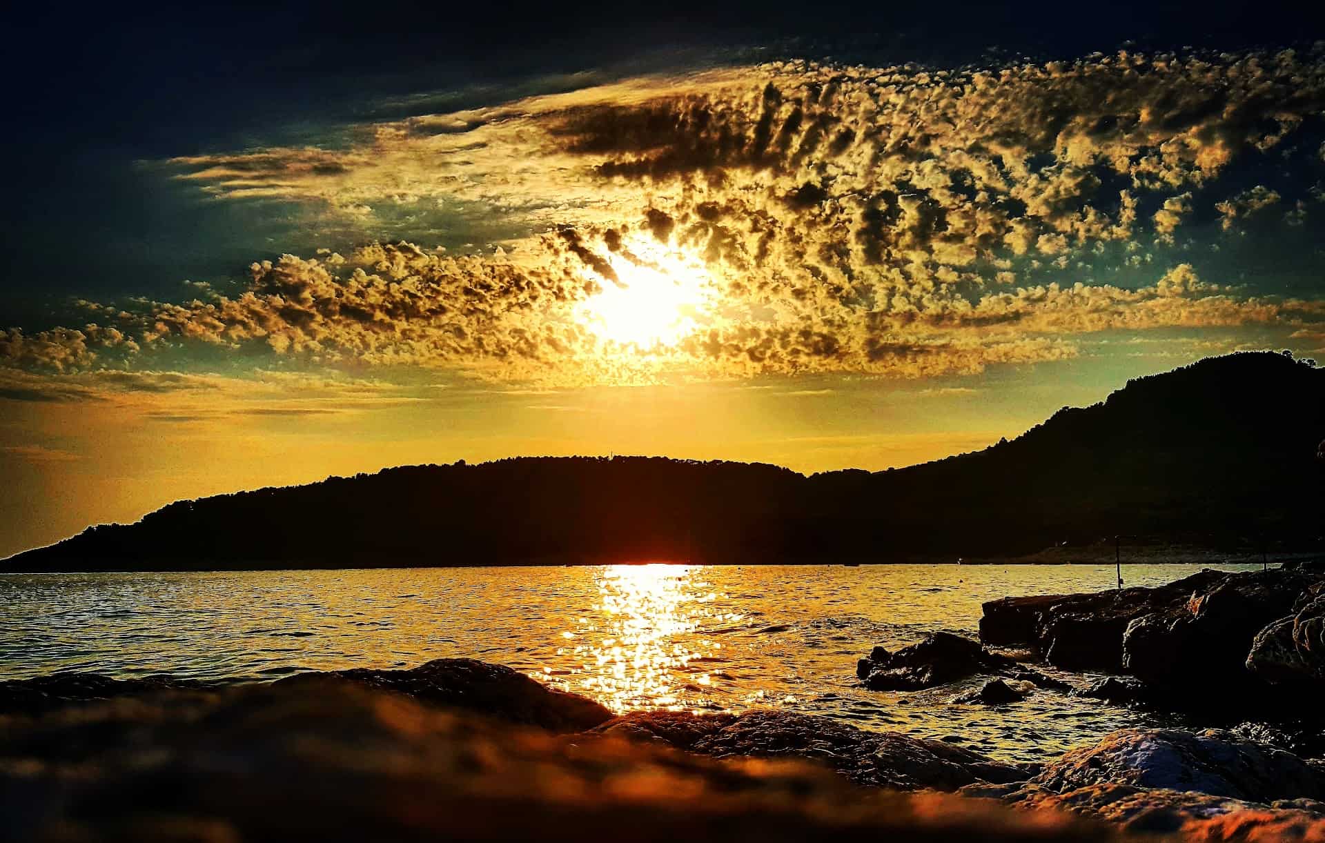 Vela Milna beach, Hvar photo 2