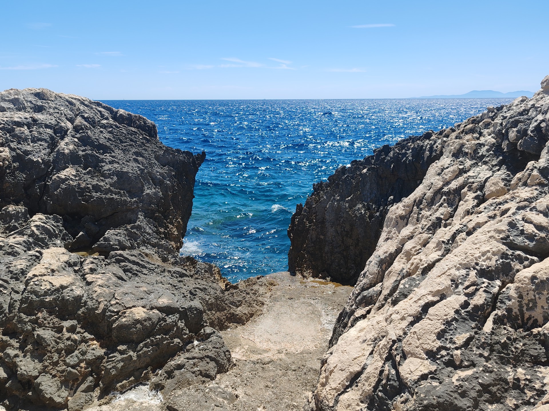 Velo Zarace beach, Hvar island, Croatia - photo 5