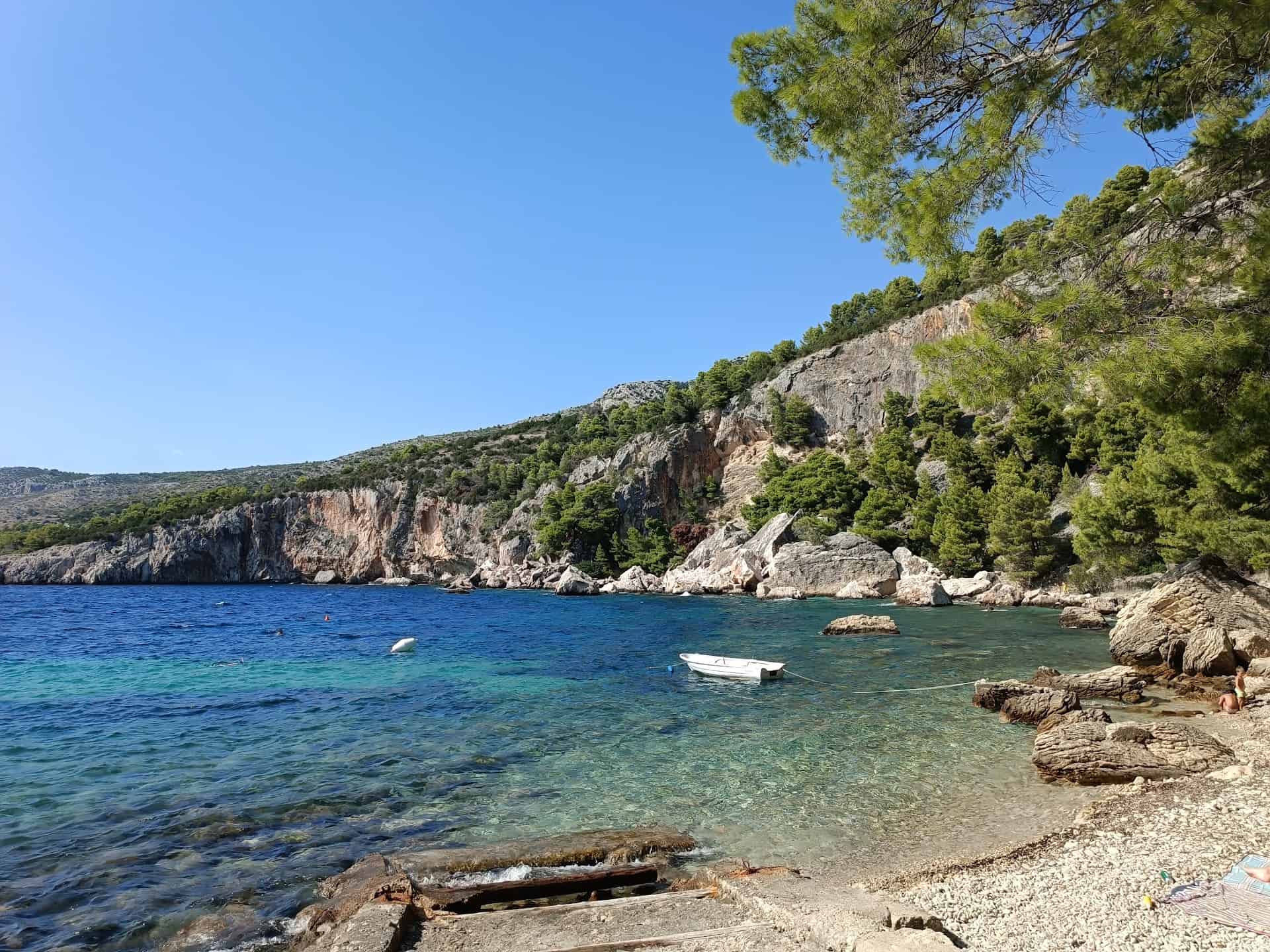 Plaža Velo Zarace, Hvar