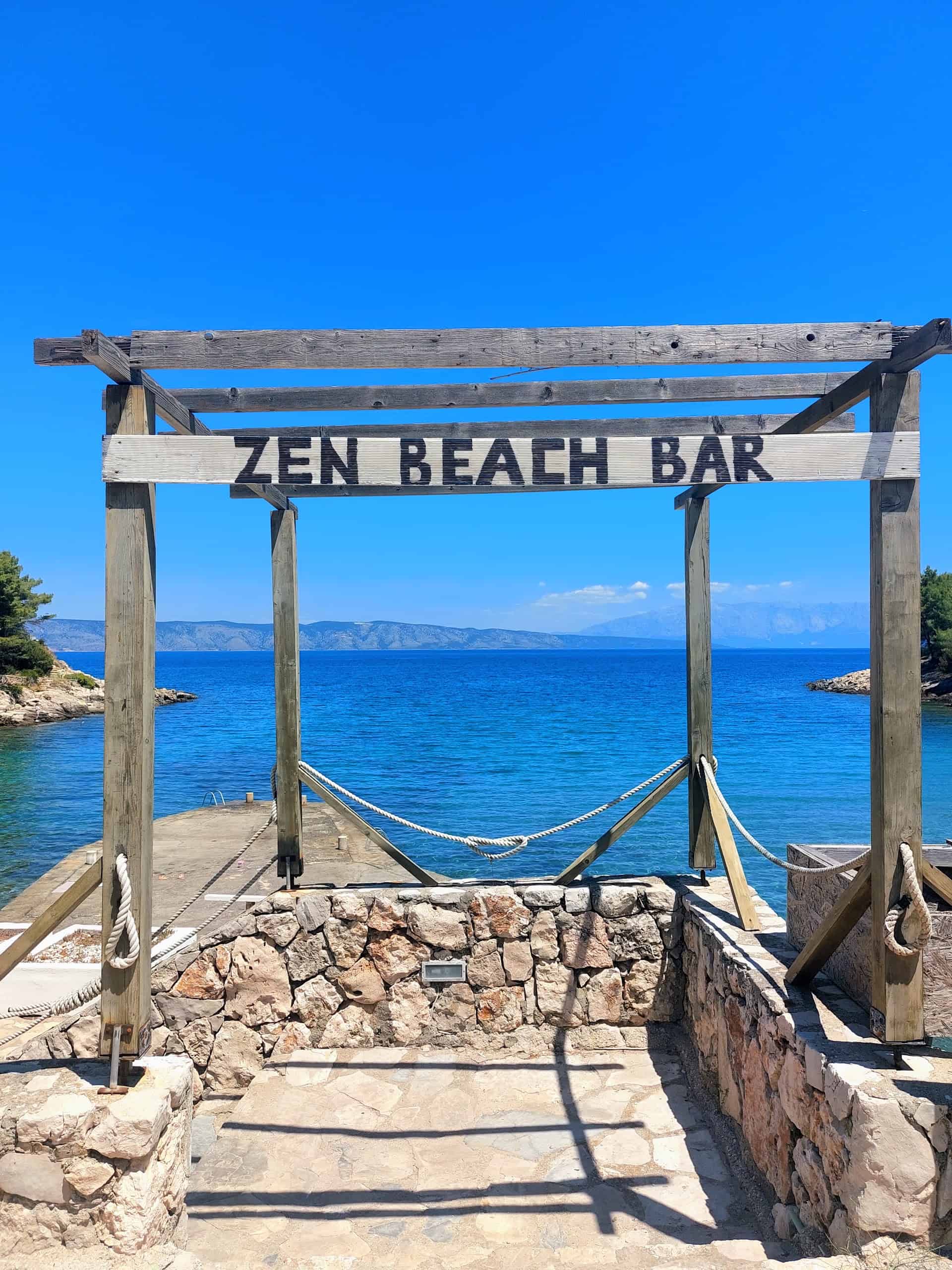 Zencisce beach, Hvar photo 1