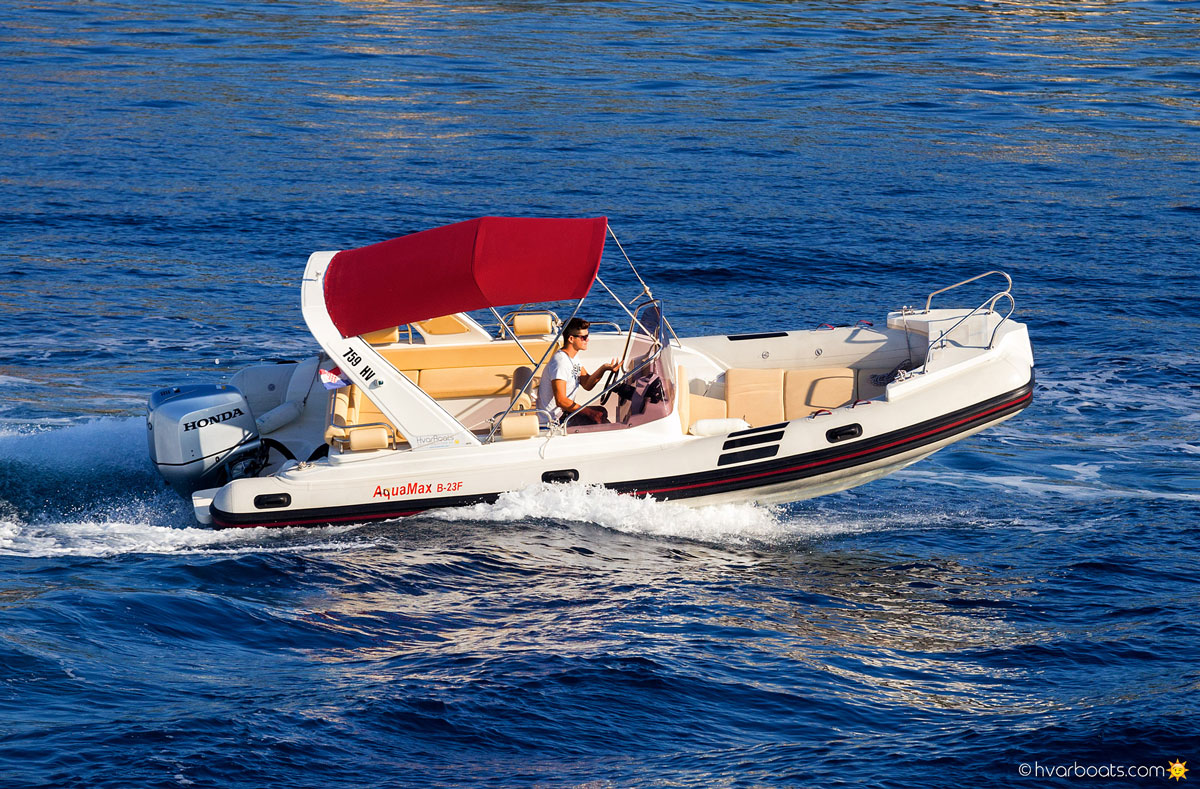 Barracuda 730 boat rental Hvar