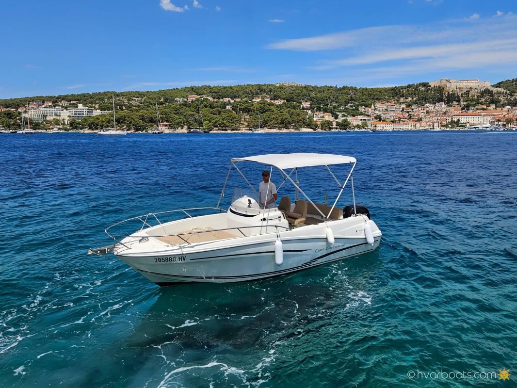 Cap Camarat 6.5 CC boat rental Hvar