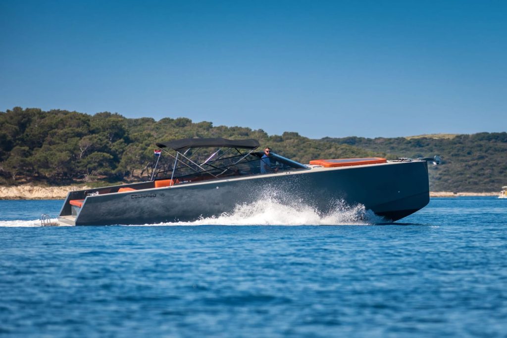 Colnago 45 boat rental Hvar