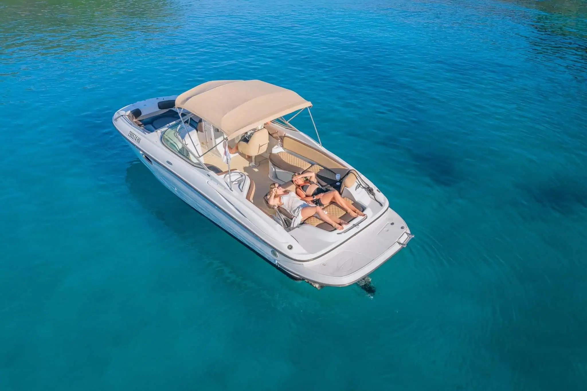 Crownline EX 260 rent a boat Hvar photo 4