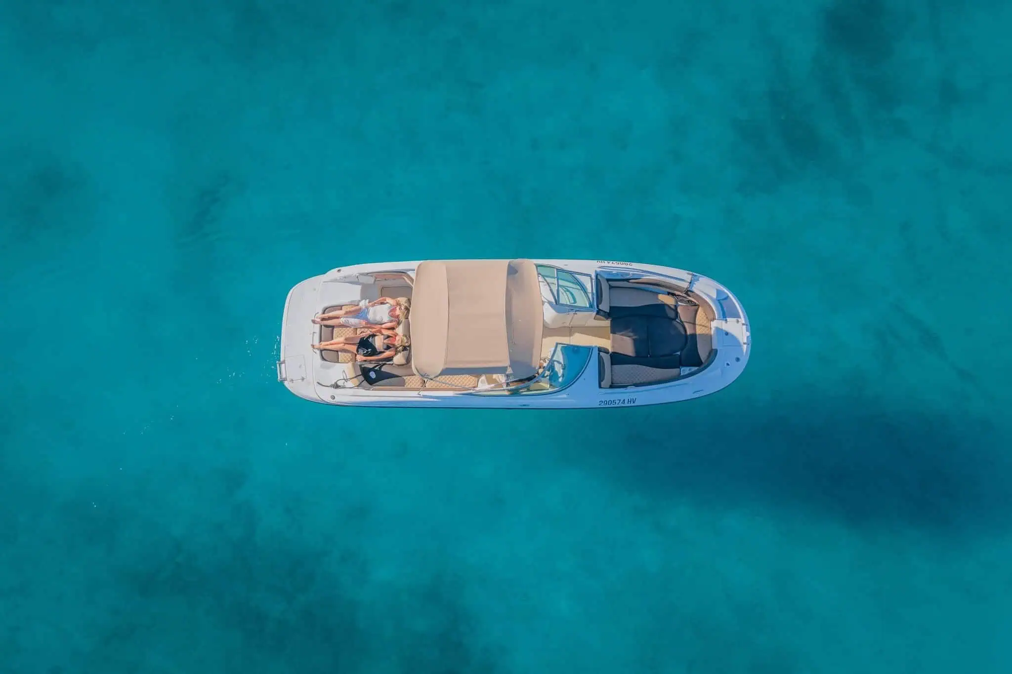 Crownline EX 260 rent a boat Hvar photo 5